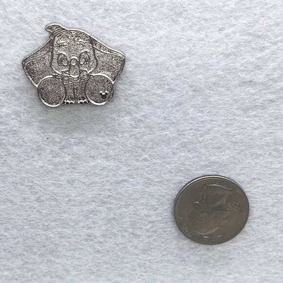 🔮 5/$25 Disney Dumbo Chaser Pin‎ - Picture 2 of 2